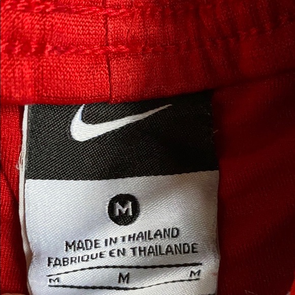 Nike boys shorts M - Picture 2 of 3